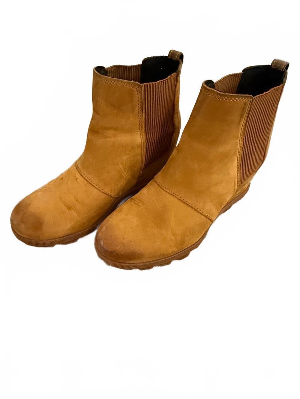 Sorel Boots in Camel with Wedge | Size 9.5